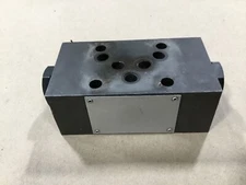 Vickers DGMPC-5-ABK-BAK-30 Pilot Operated Check Valve #6149DKA13PR2