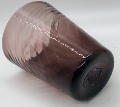 Plum cranberry swirl pontiled glass, 3'' tall
