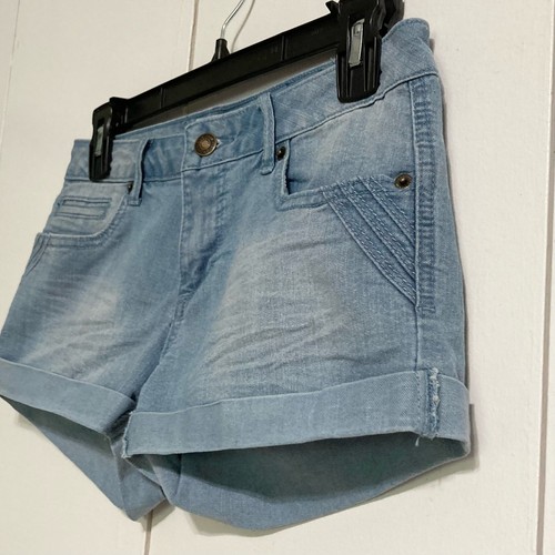 Shorty Shorts by Forever 21- 26 waist - Picture 6 of 12