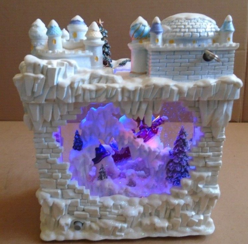 Kirkland Signature #166869 Christmas Water Window LED Lights Music with Box - Picture 9 of 24
