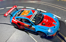Carrera digital 132 Porsche 911 RSR 30950 Upgraded: 4 Slick tires Deep Guide