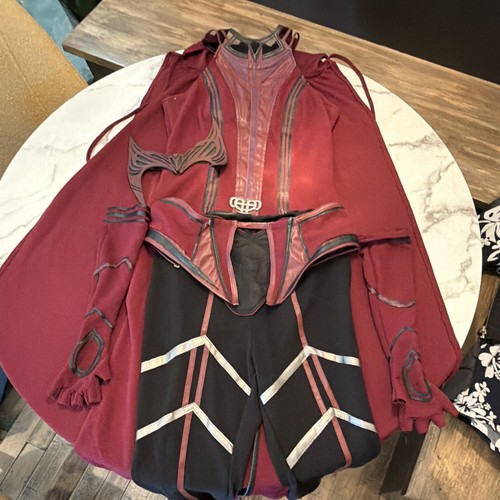 Wanda Maximoff/Scarlett Witch Cosplay (WandaVision Finale) Medium Women’s 