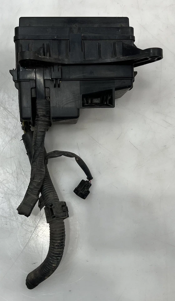1998 - 2000 Toyota Rav-4 Engine Fusebox Junction Block OEM 8274042022 - Image 2 of 4