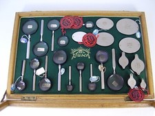 Zabytkowa rzadka oryginalna witryna sprzedażowa z lupami BUSCH około 1930 roku