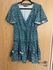 Green Floral Frill Dress Size Medium New