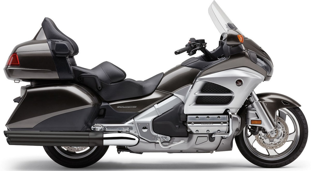 Cobra Slip-Ons, Six-2-Six (Black) Exhaust for Honda Gold Wing F6B
