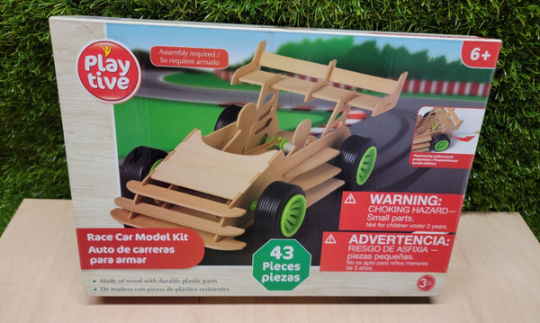 Kit Modelo Coche de Carreras de Madera Play Tive Playtive 43 Piezas - NUEVO
