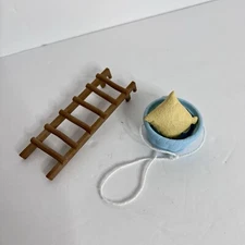 Calico Critters Adventure Tree House Replacement Parts: Basket / Ladder