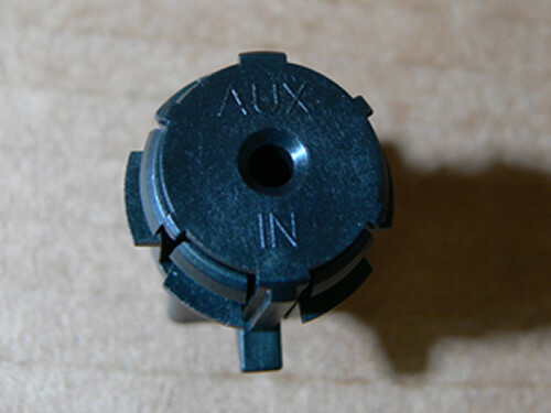 GENUINE LAND ROVER AUXILIARY AUDIO INPUT JACK SOCKET LR2 DEFENDER LR003821 - Bild 3 von 7