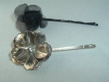 VINTAGE GOLD TONE METAL BLACK FABRIC FLOWER BOBBY PINS UP DO HAIR ACCESSORY