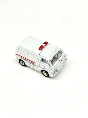 Vintage 1983 Bandai Tonka GoBots MR-15 Rest-Q Ambulance Transformer 2"