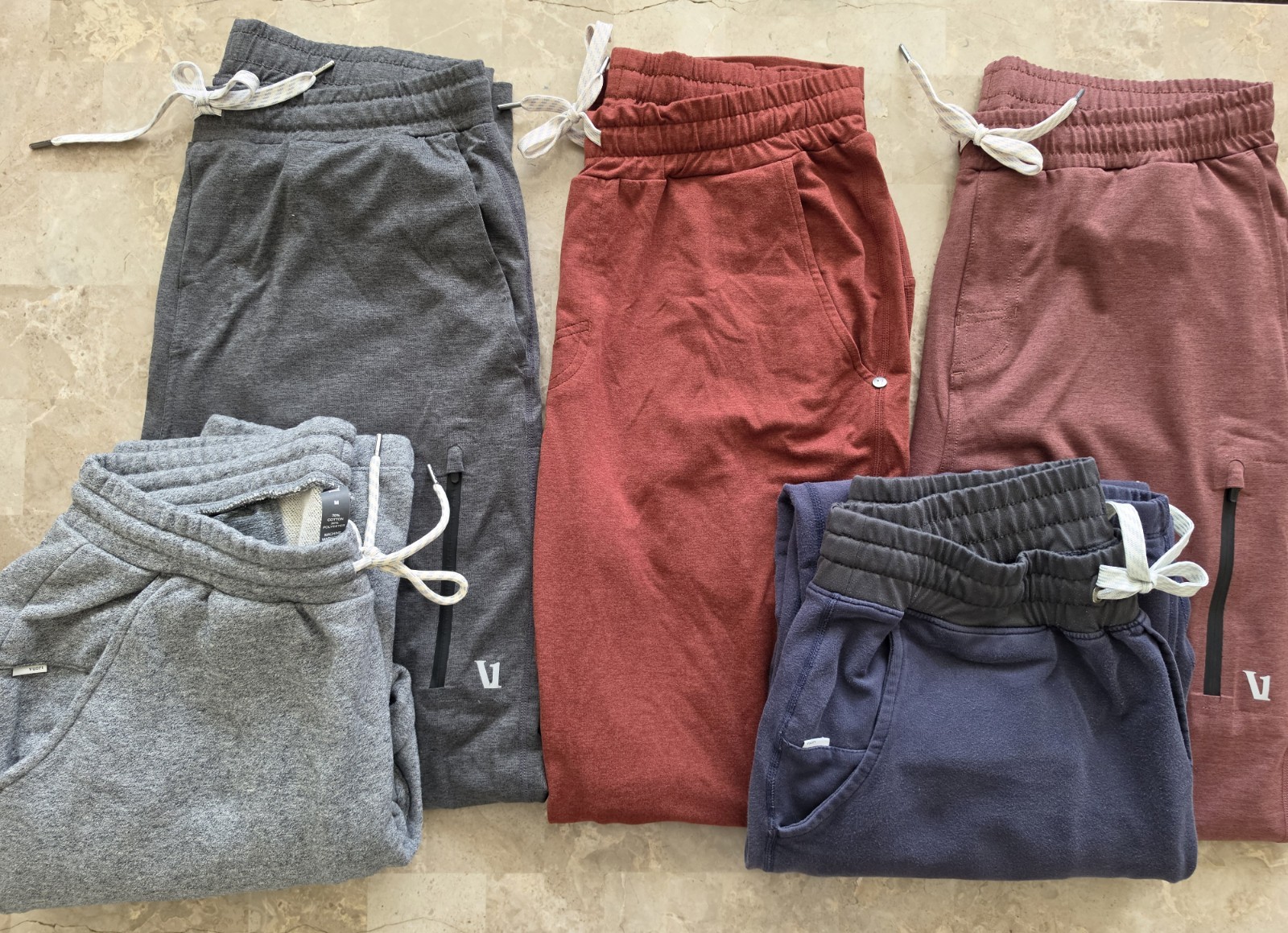 Set of 5 Vuori Joggers Atheisure Performance Activewear Pants Mens Medium