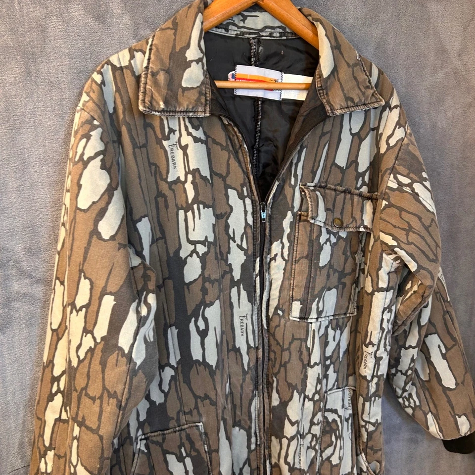 Vintage Winchester Men's Large Treebark Camo Insulated Hunting Coveralls - Image 4 of 4