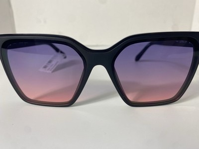 Quay Australia LEVEL UP Sunglasses Black / Dusk Pink Gradient Lens 77701
