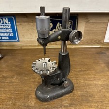 Micrometro da banco verticale vintage Tavannes Machines Co - orologiaio - macchinista