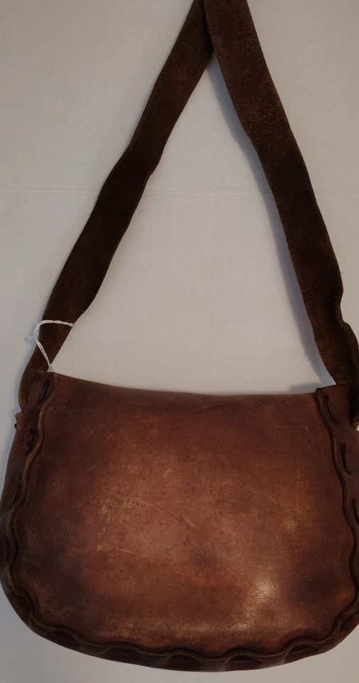 VTG- 60's / 70's Leather Hand Made Bag-Front Flap Closure- Excellent Condition - Image 2 of 4