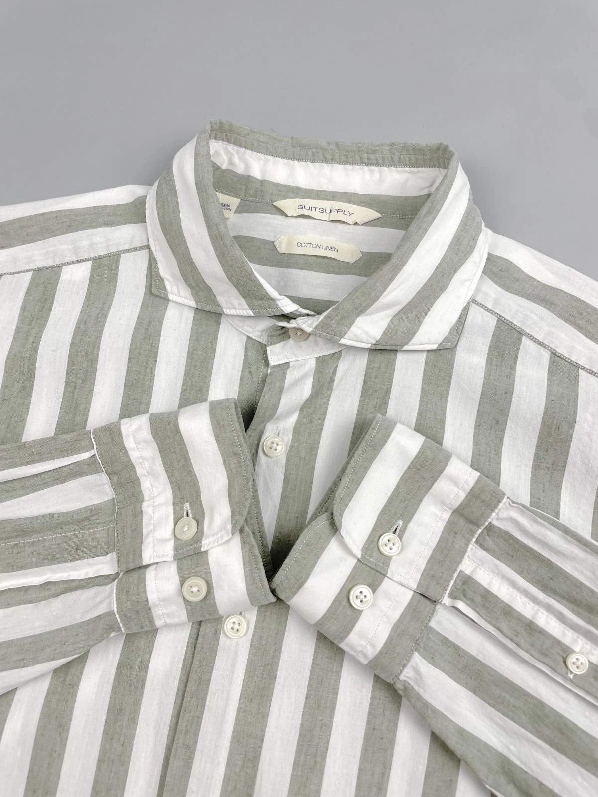 Men's SUITSUPPLY Cotton Linen Striped Club Collar Long Sleeve Shirt Size 39/40 M
Opens in a new wind