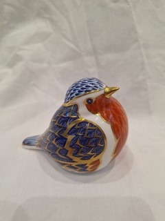 ROYAL CROWN DERBY VINTAGE ROBIN ORNAMENT VGC