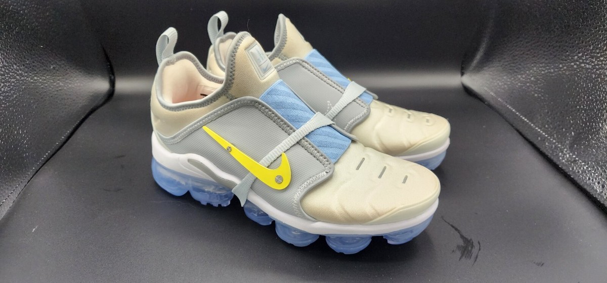 nike air vapormax plus on air paris works in progress