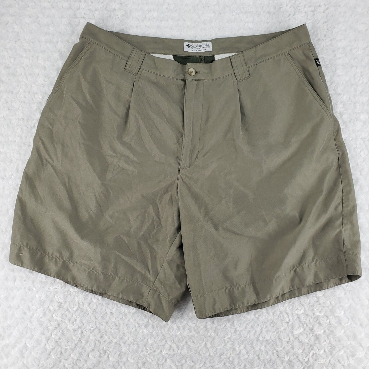 Columbia GRT Shorts Men 38 x 20.5 Olive Gear For Rugged