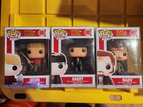 Home Alone Funko Pops Harry Marv Kevin in Protectors