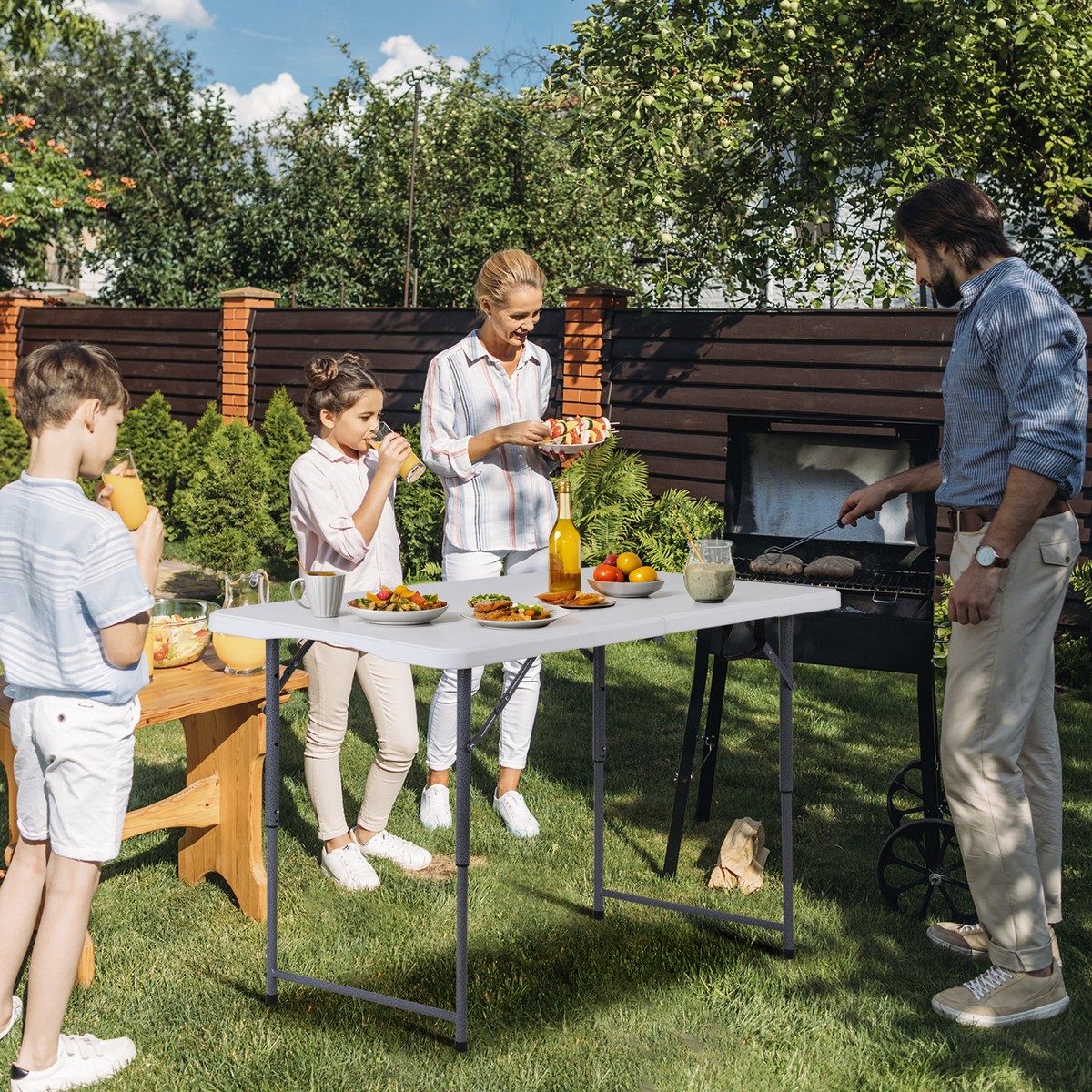 M。 4FT Folding Table Heavy Duty Plastic Foldable Table Banquet