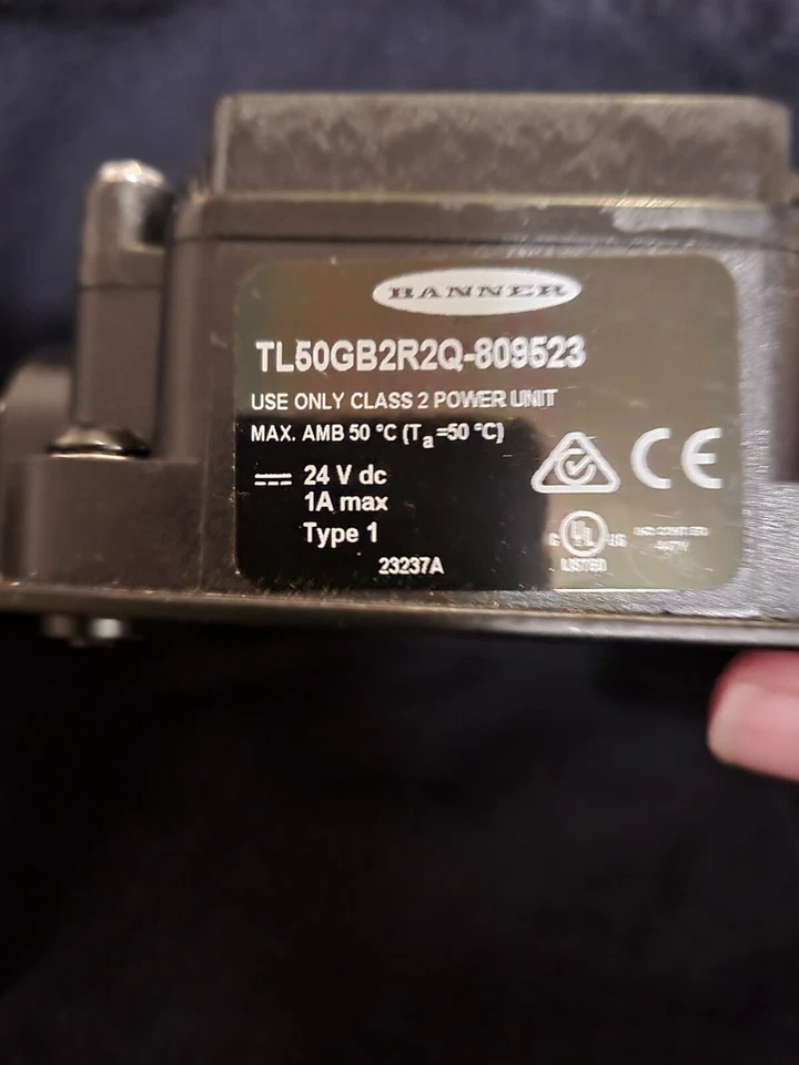 LUZ INDICADORA SERIE TL50B BANNER TL50GBR 809523 (VERDE) (ROJO) (AZUL) 48" Foto 3 de 4