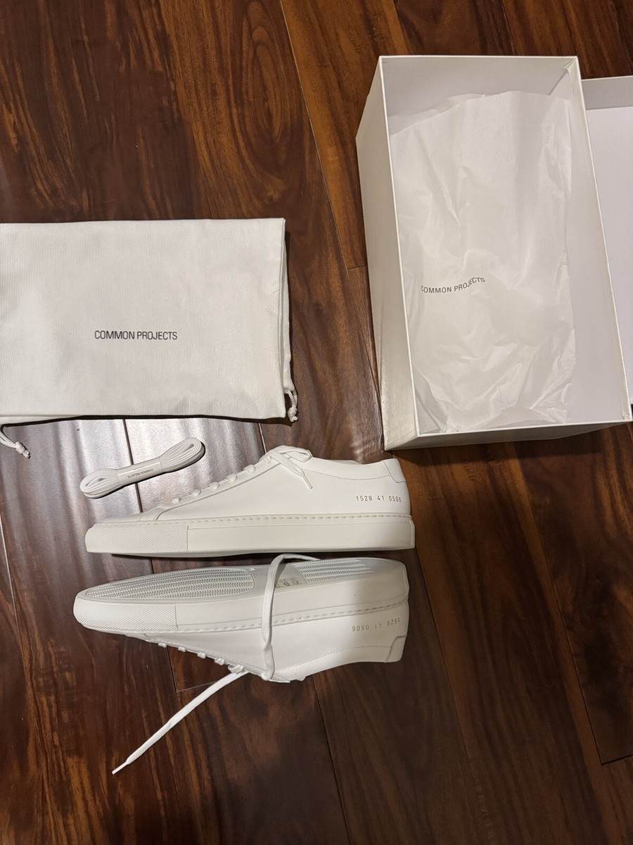 Common Projects Original Achilles Sneaker for Men - Size 8