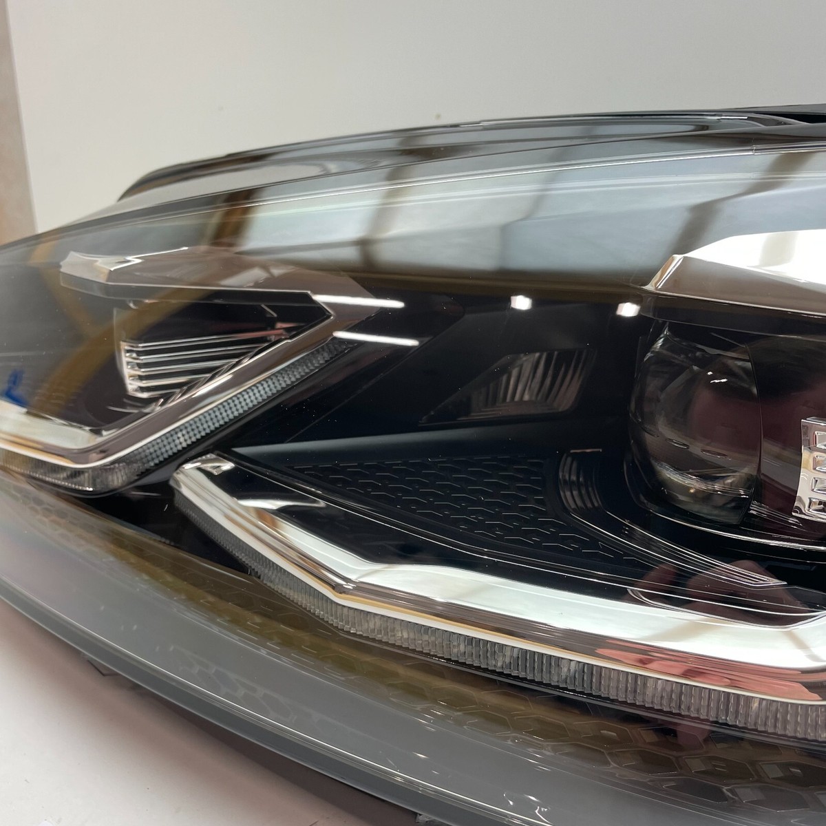 OEM Volkswagen Golf MK7 Front Left LED Headlight 5G1941077 | eBay 