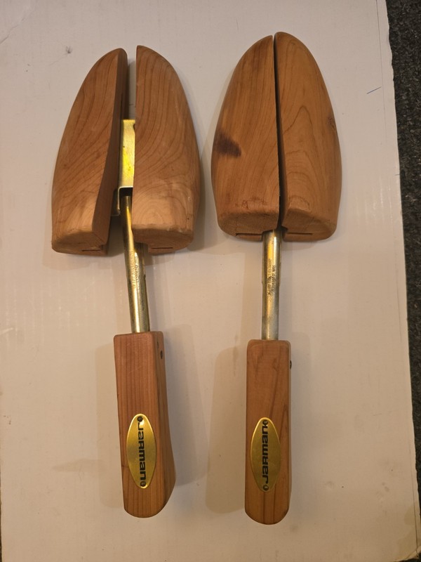 Jarman Cedar shoe trees XL