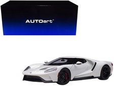 Autoart 72941 1/18 2017 Ford GT Frozen White