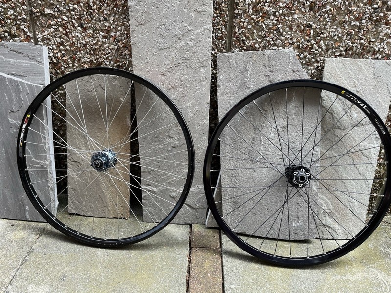 MAVIC 26 MTB WHEEL SET / Hope Pro 2 / Superstar Hubs