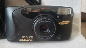 Samsung AF Slim Zoom Compact 35mm Film Camera New Battery & Case