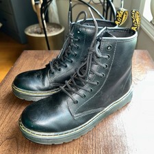 Dr. Martens Kids' size 4 Zavala combat boots black side zip