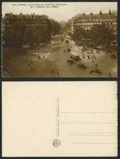 PARIS alte RP Postkarte Place du Theatre Francais l'Avenue de l'Opera Straßenszene