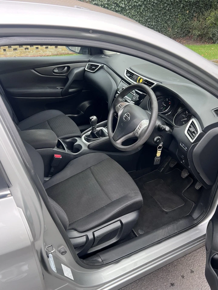 2015 Nissan Qashqai 1.5 dCi Acenta – Only 65k – £20 Tax – Long MOT – HPI Clear - Image 2 of 4