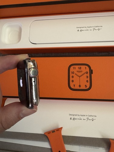 Apple Watch Series 7 Hermes 41mm GPS/Cellular Box, Signature Orange Band, Chrger - Zdjęcie 8 z 8