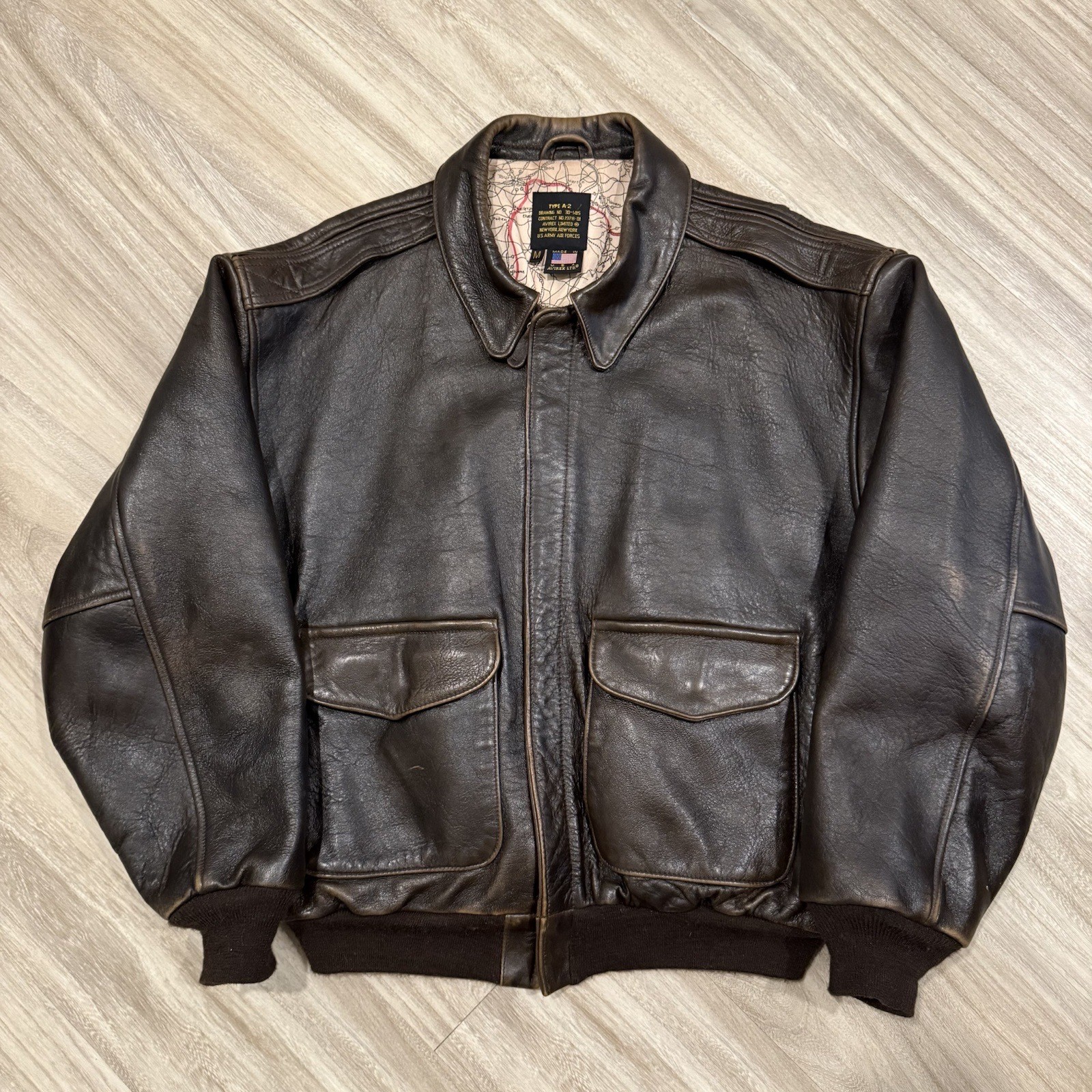 AVIREX Type A2 Men's Leather Flight Bomber Jacket Size Medium USA Made