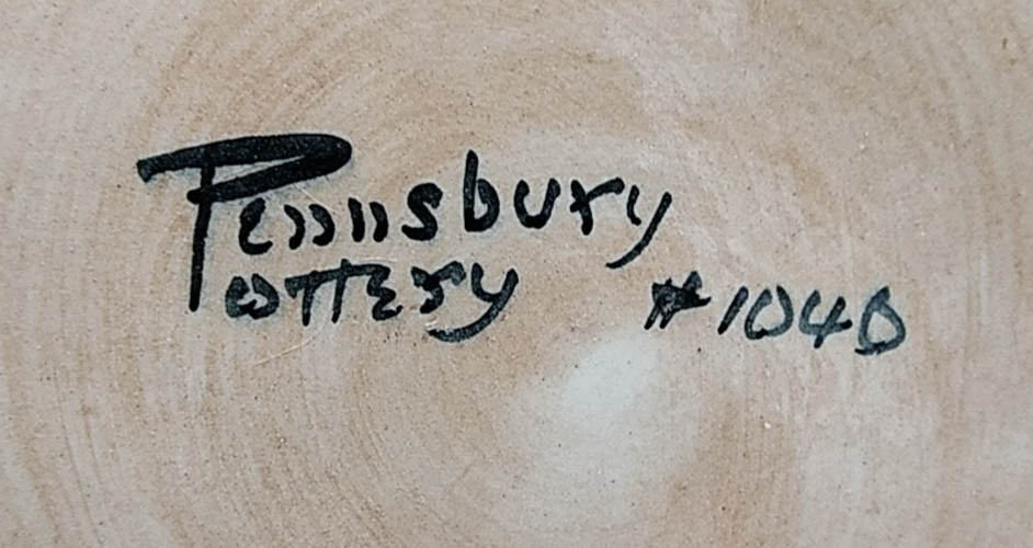 Pennsbury Pottery 9" Pie Plate Amish Folk Art Hand Painted Holidays Merrymaking