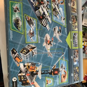 Sealed LEGO Agents: Speedboat Rescue (8633) Shelf Wear Eg79