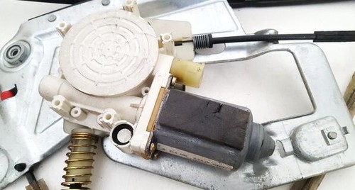 67628360512 Fensterhebermotor Vorne Rechts 67.62-8360512 BMW 5-Se DE631716-50