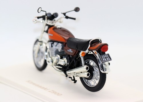 Norev Collectors 1/18 Scale Kawasaki Z900 Motorbike Diecast Alloy Toy Cars Model - Picture 8 of 16