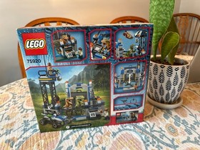 LEGO Jurassic World: Raptor Escape (75920)