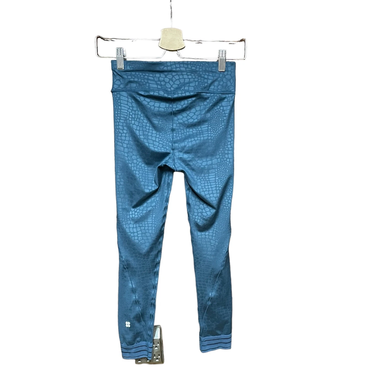 sweaty-betty all day embossed crocodile 7/8 leggings