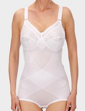 Naturana Soft Cup Firm Corselette, WHITE 46B