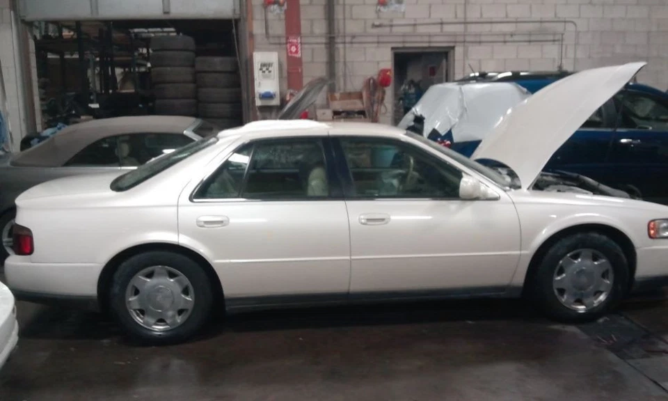 Chassi de driver ECM porta traseira multifuncional compatível com 98-04 SEVILLE 244273 - Imagem 3 de 4