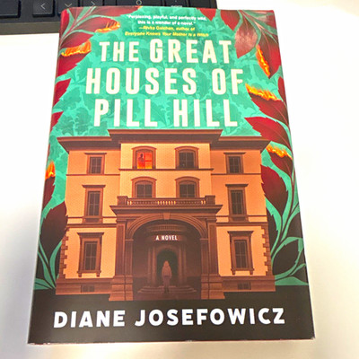 Diane Josefowicz The Great Houses of Pill Hill, hardcover , 2026