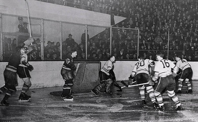Bryan Hextall NY Rangers waved stick scoring winning goal during - 1940 Photo