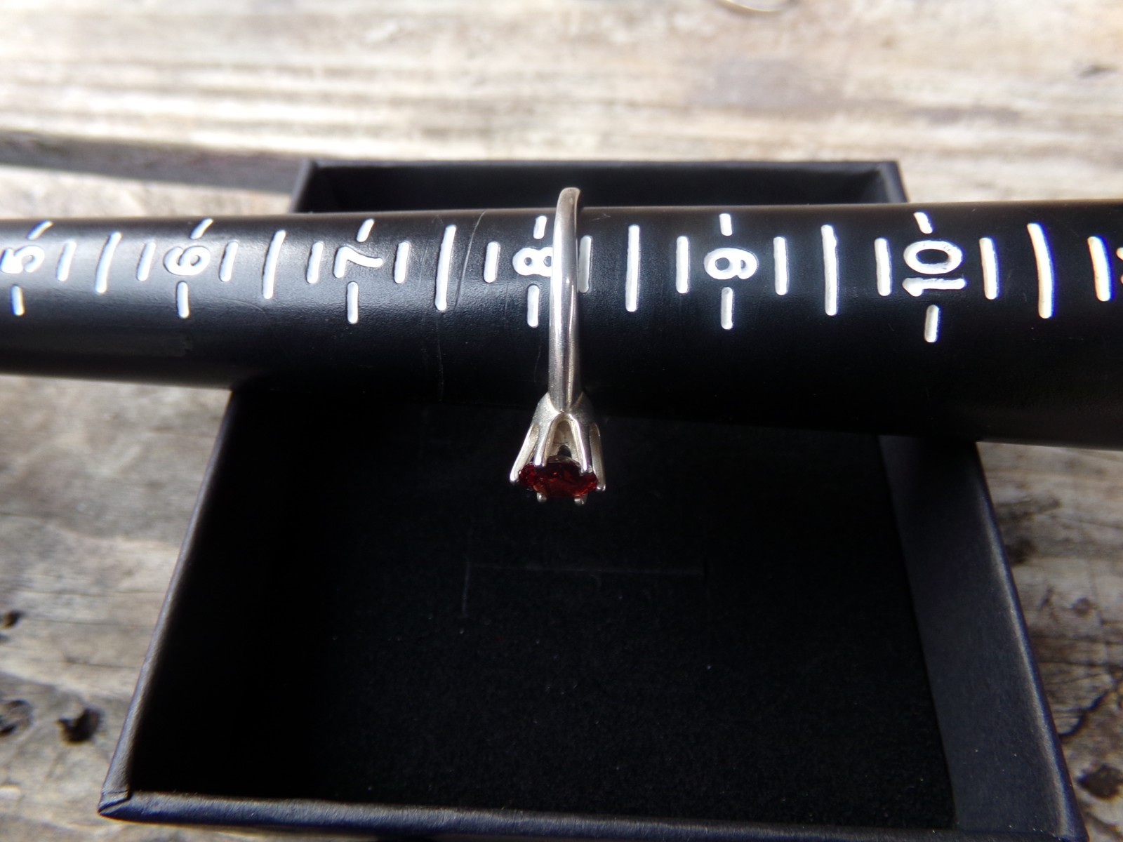 VTG Red Garnet Gemstone Ring Solid 925 Sterling S… - image 3