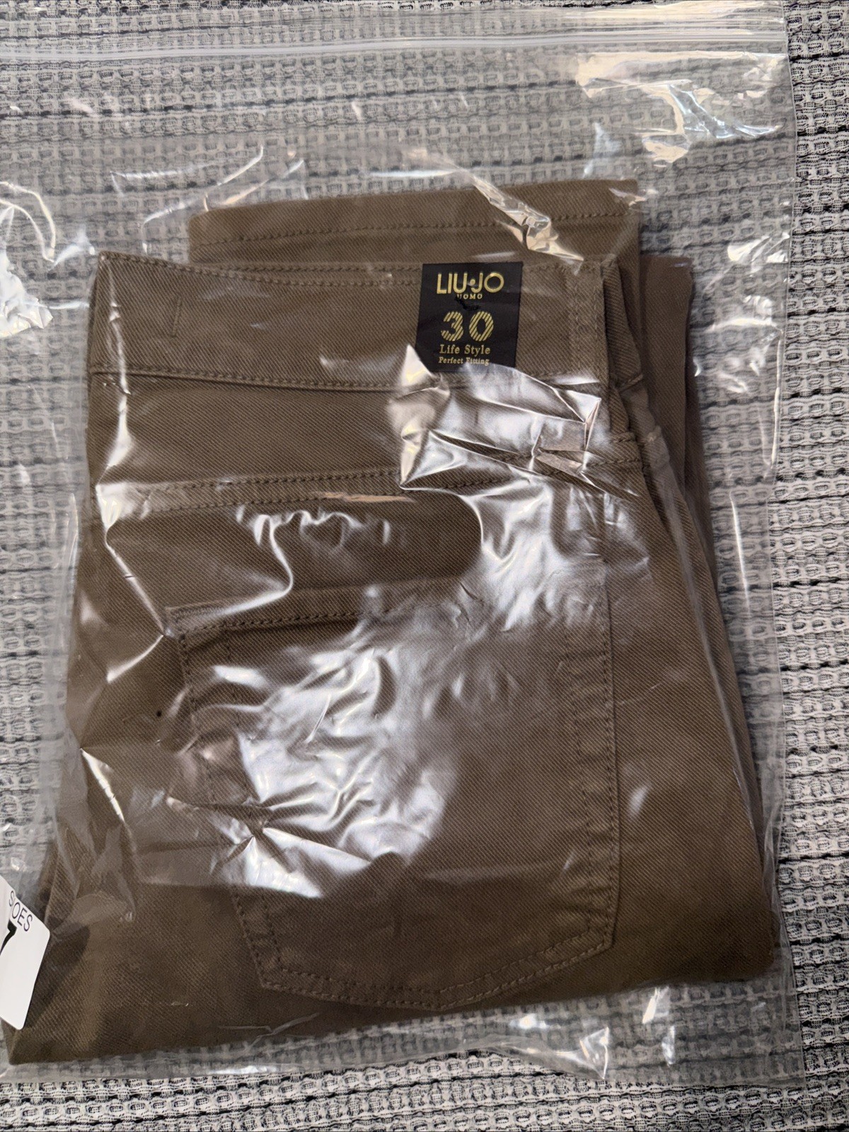 LIU JO NEW slim fit Stretch jeans Size 30 NWT $152